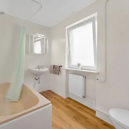 Zentrale Monteurunterkunft Apartamento *